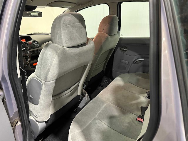 Citroen c3 1.4i exclusive automaat 77-rf-fv - afbeelding 12 van  20