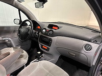 Citroen c3 1.4i exclusive automaat 77-rf-fv - afbeelding 2 van  11