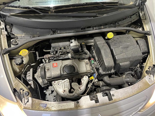 Citroen c3 1.4i exclusive automaat 77-rf-fv - afbeelding 15 van  20