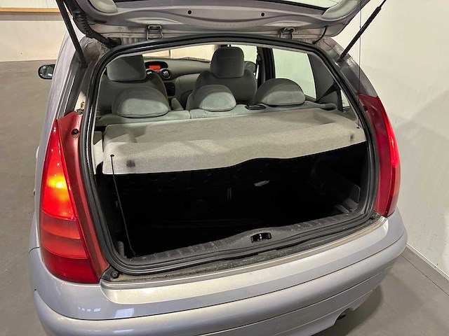 Citroen c3 1.4i exclusive automaat 77-rf-fv - afbeelding 7 van  11