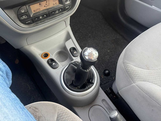 Citroen c3 1.4i ligne prestige 2007 | jb-747-k iaw - afbeelding 8 van  15