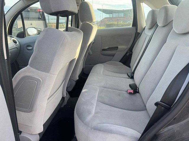 Citroen c3 1.4i ligne prestige 2007 | jb-747-k iaw - afbeelding 13 van  15