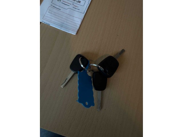 Citroen c3 1.4i ligne prestige, 33-js-jr - afbeelding 2 van  7