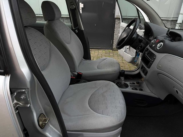 Citroen c3 1.4i ligne prestige, 33-js-jr - afbeelding 8 van  11
