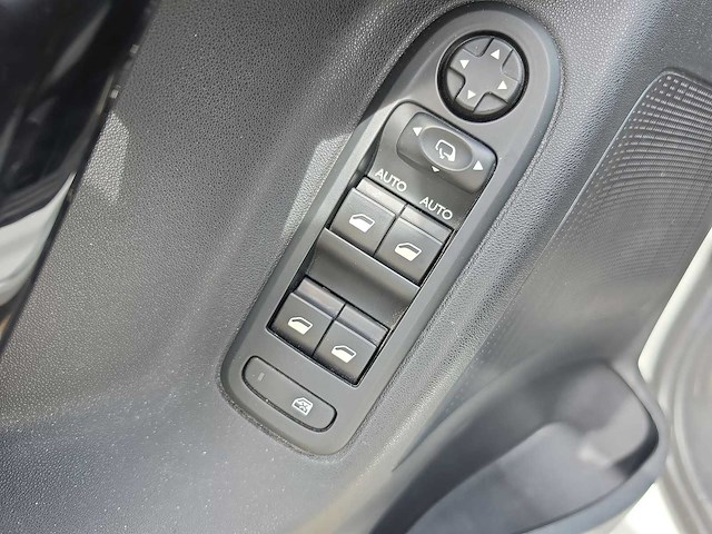 Citroen c3 1.6 b-hdi exclusive 2016 | kf-876-p - afbeelding 11 van  29