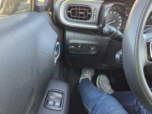 Citroen c3 c3 1.2i puretech highlight s&s (eu6.2) 83, 2020 - afbeelding 19 van  36