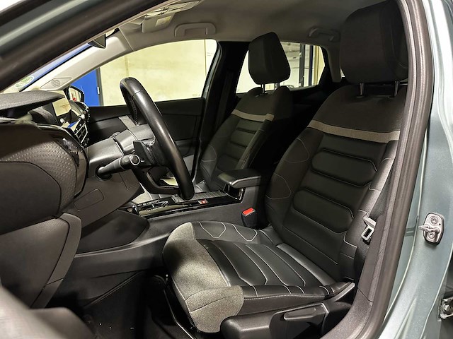 Citroen c4 1.2 puretech shine 131pk 2021, t-016-bx - afbeelding 32 van  44