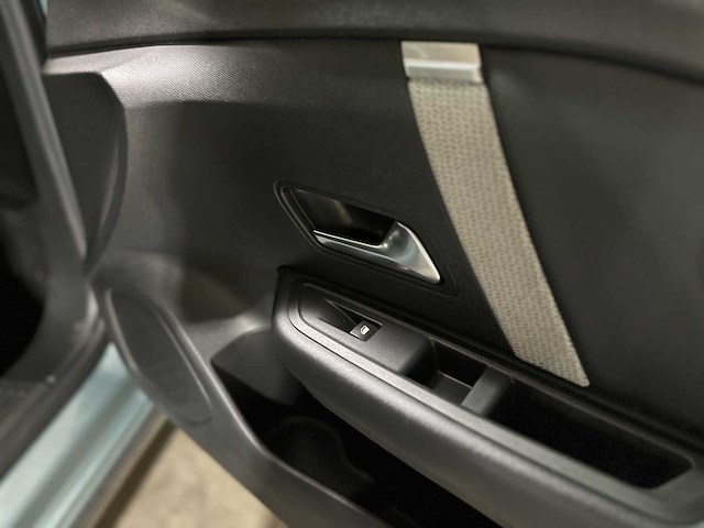 Citroen c4 1.2 puretech shine 131pk 2021, t-016-bx - afbeelding 42 van  44