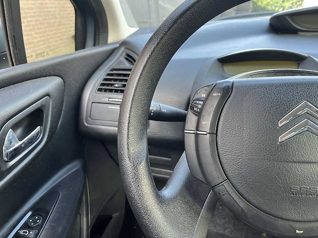 Citroen c4 1.6-16v image 2007 | 50-xz-lj - afbeelding 9 van  19