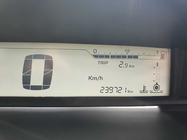 Citroen c4 1.6 vti anniversaire, 91-kkf-6 - afbeelding 2 van  8