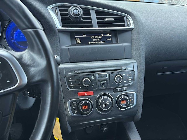 Citroen c4 1.6 vti exclusive 2011 | gn-326-r i - afbeelding 11 van  33