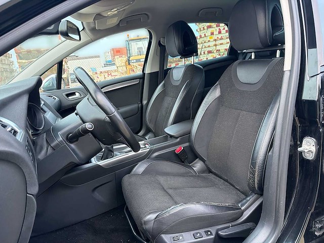 Citroen c4 1.6 vti exclusive 2011 | gn-326-r i - afbeelding 10 van  13