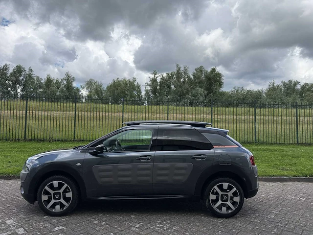 Citroen c4 cactus 1.2 e-vti shine *, 2-xsr-92 - afbeelding 18 van  21