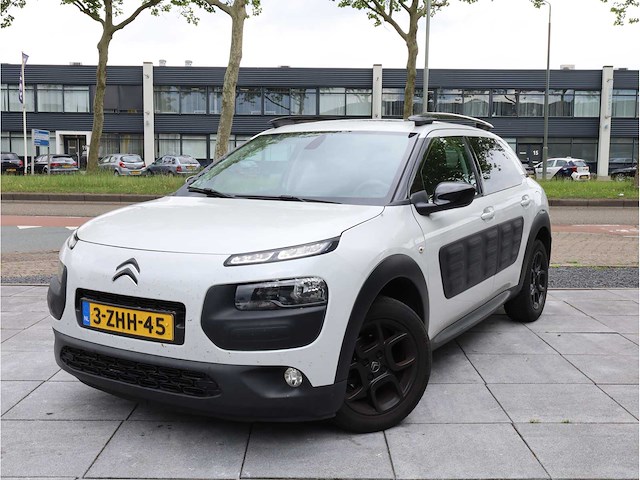 Citroën c4 cactus 1.2 e-vti shine 2015 automaat, 3-zhh-45 - afbeelding 1 van  33