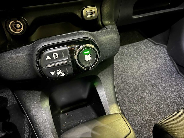 Citroen c4 cactus 1.2 e-vti shine, 9-xdg-83 - afbeelding 10 van  17