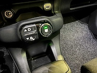Citroen c4 cactus 1.2 e-vti shine, 9-xdg-83 - afbeelding 10 van  17