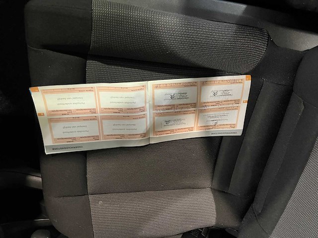 Citroen c4 cactus 1.2 e-vti shine, 9-xdg-83 - afbeelding 16 van  17