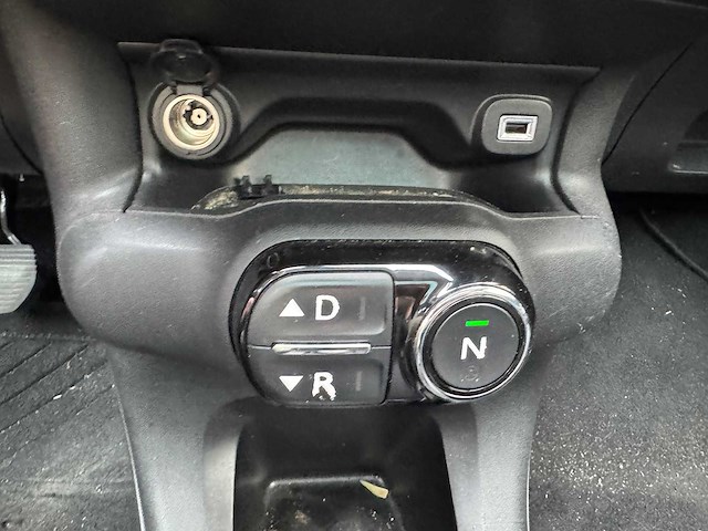 Citroen c4 cactus 1.2 e-vti shine automaat 1-xdh-03 - afbeelding 19 van  27