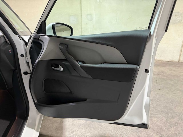 Citroen c4 picasso 1.2 puretech shine 131pk 2015, jh-153-r - afbeelding 33 van  47