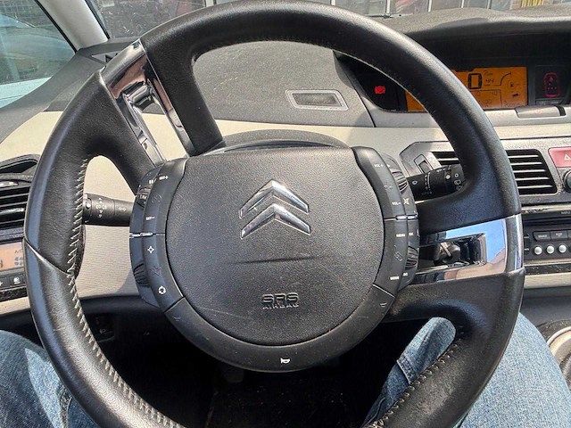 Citroen c4 picasso 1.8-16v ambiance 5p., 17-zr-br - afbeelding 7 van  8