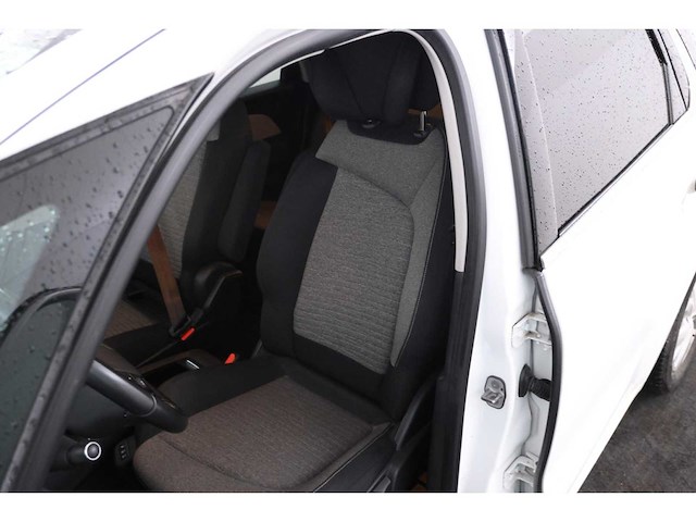 Citroën c4 picasso business 94g 1.6 bluehdi 120pk 2018 (origineel-nl), rn-018-t - afbeelding 7 van  33