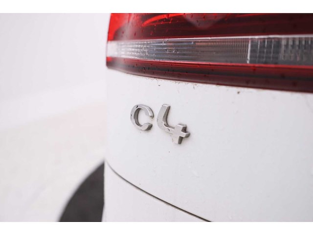 Citroën c4 picasso business 94g 1.6 bluehdi 120pk 2018 (origineel-nl), rn-018-t - afbeelding 32 van  33
