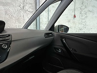 Citroen c4 spacetourer 1.2 puretech s&s feel 5d 131pk 2018 (7-persoons) - afbeelding 27 van  38