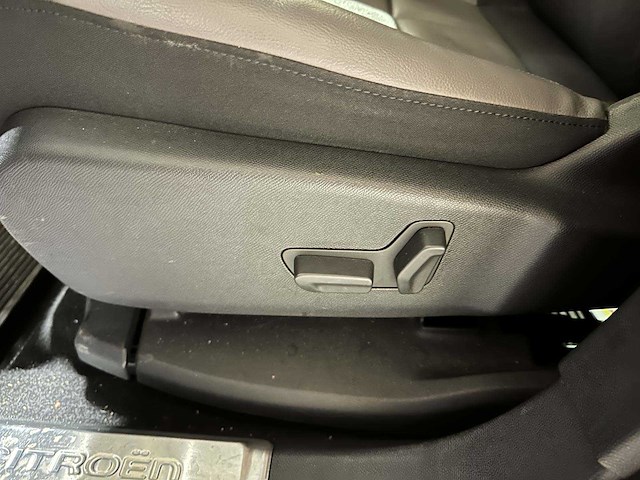 Citroen c5 aircross 1.2 puretech business plus 129pk 2020 (origineel-nl), j-250-tt - afbeelding 25 van  44