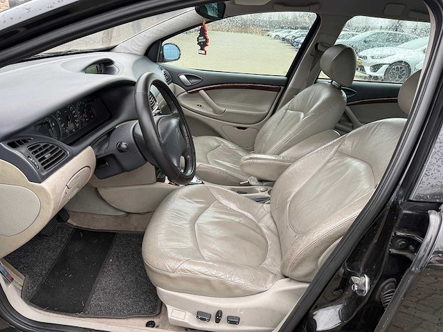 Citroen c5 break 2.0-16v exclusive 2002 - afbeelding 2 van  8