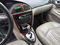 Citroen c5 break 2.0-16v exclusive 2002 - afbeelding 3 van  8