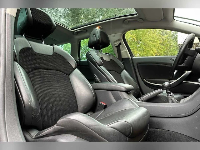 Citroen c5 tourer 1.6 thp business 156pk 2010 (origineel-nl), 72-lzt-1 - afbeelding 42 van  50