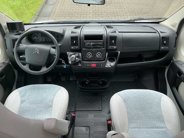 Citroen capron t 132 camper - afbeelding 8 van  34