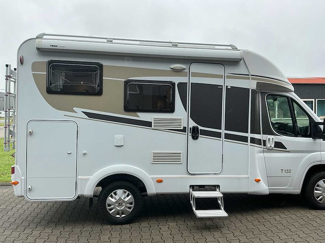 Citroen capron t 132 camper - afbeelding 8 van  39