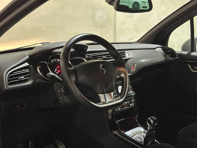Citroen ds3 1.2 vti so chic 82pk 2014 (origineel-nl), 7-tnb-82 - afbeelding 8 van  36