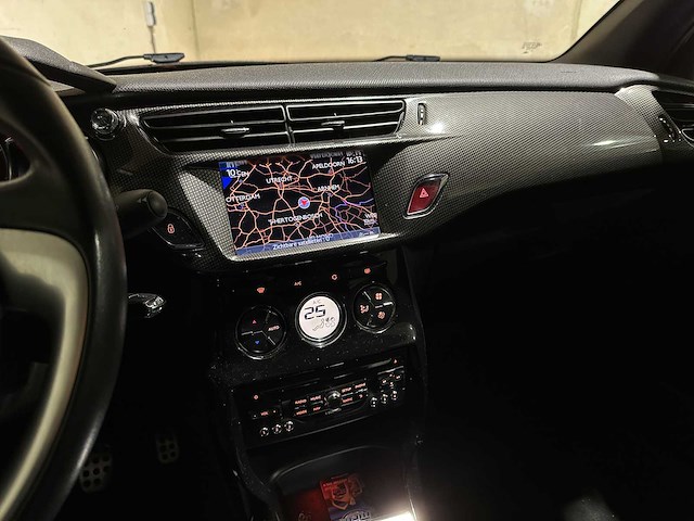Citroen ds3 1.2 vti so chic 82pk 2014 (origineel-nl), 7-tnb-82 - afbeelding 16 van  36
