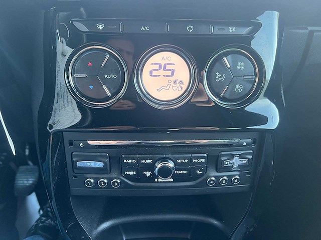 Citroen ds3 1.2 vti so chic,28-zpt-6 - afbeelding 7 van  20