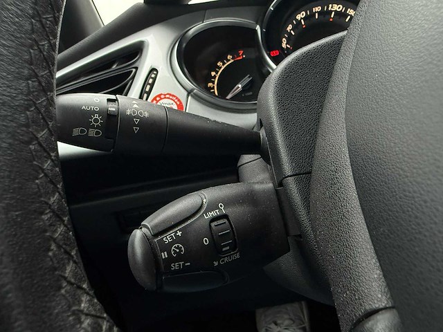 Citroen ds3 1.4 chic, l-367-lk - afbeelding 3 van  14