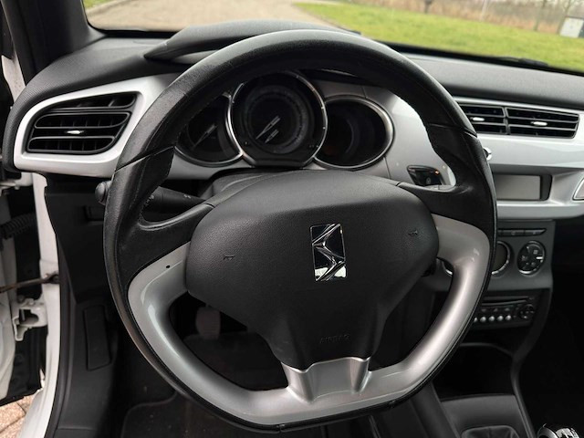 Citroen ds3 1.4 chic, l-367-lk - afbeelding 4 van  14