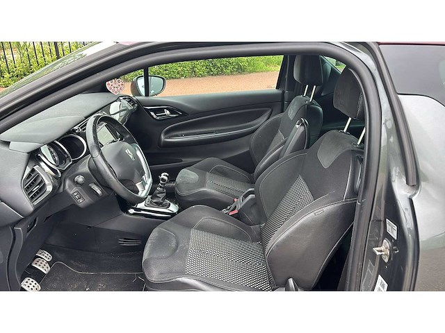 Citroën ds3 1.6 turbo sport chic | zl-004-p i - afbeelding 9 van  13