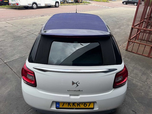 Citroen ds3 cabrio 1.2 vti chic 7-kkr-67 - afbeelding 18 van  29