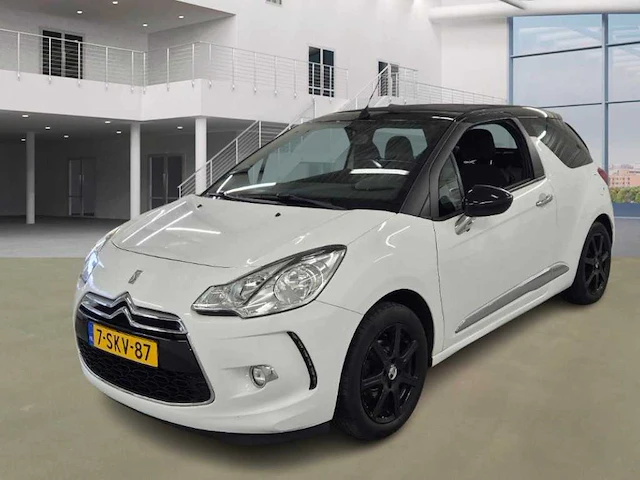 Citroen ds3 cabrio 1.2 vti chic* 7-skv-87 - afbeelding 1 van  14