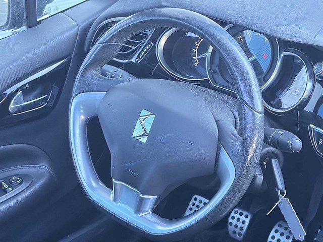 Citroen ds3 cabrio 1.2 vti so chic 2014 | 1-tzd-77 - afbeelding 15 van  22