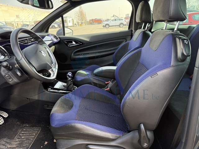 Citroen ds3 cabrio 1.2 vti so chic, 2014 - afbeelding 31 van  31