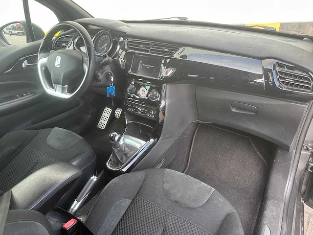 Citroen ds3 cabrio 1.2 vti so chic* 5-xkk-87 - afbeelding 5 van  23