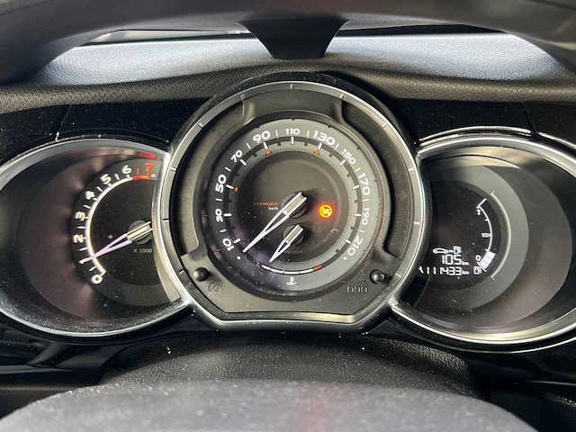 Citroen ds3 cabrio 1.6 t sport chic; 1-zdd-94 - afbeelding 4 van  15