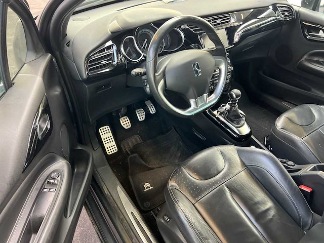 Citroen ds3 cabrio 1.6 t sport chic; 1-zdd-94 - afbeelding 16 van  17