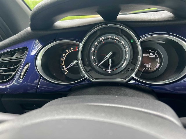 Citroen ds3 cabrio 1.6 thp sport chic ; 9-shb-06 - afbeelding 11 van  18