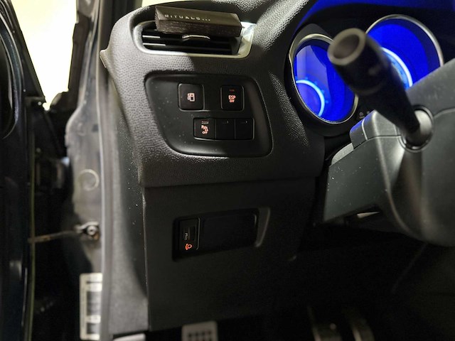 Citroen ds4 1.6 vti so chic 120pk 2011 (origineel-nl), 32-rsx-3 - afbeelding 13 van  37