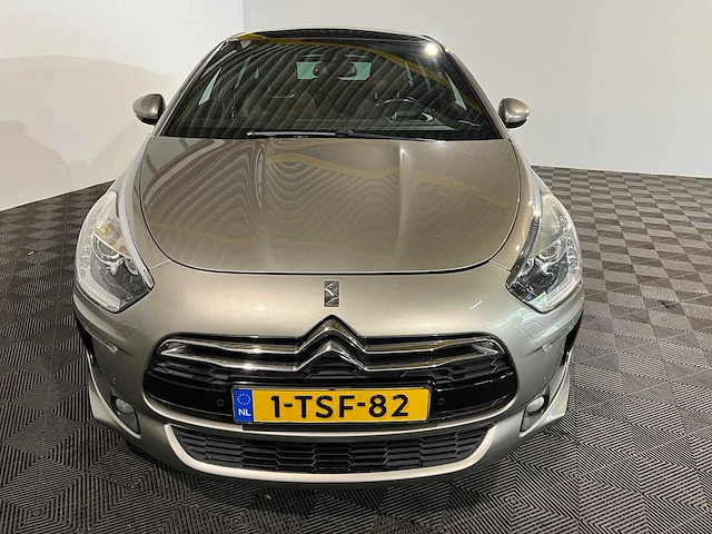 Citroen ds5 2.0 hybrid4 sp. chic, 1-tsf-82 - afbeelding 16 van  23