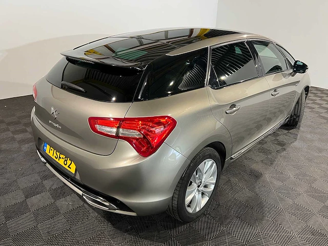 Citroen ds5 2.0 hybrid4 sp. chic, 1-tsf-82 - afbeelding 23 van  23